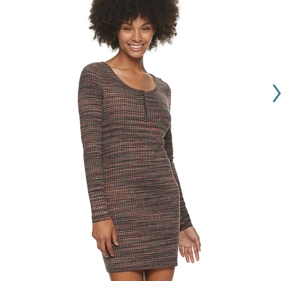 SO Crewneck Bodycon long sleeve Crewneck Dress Size XS Juniors - Picture 2 of 10